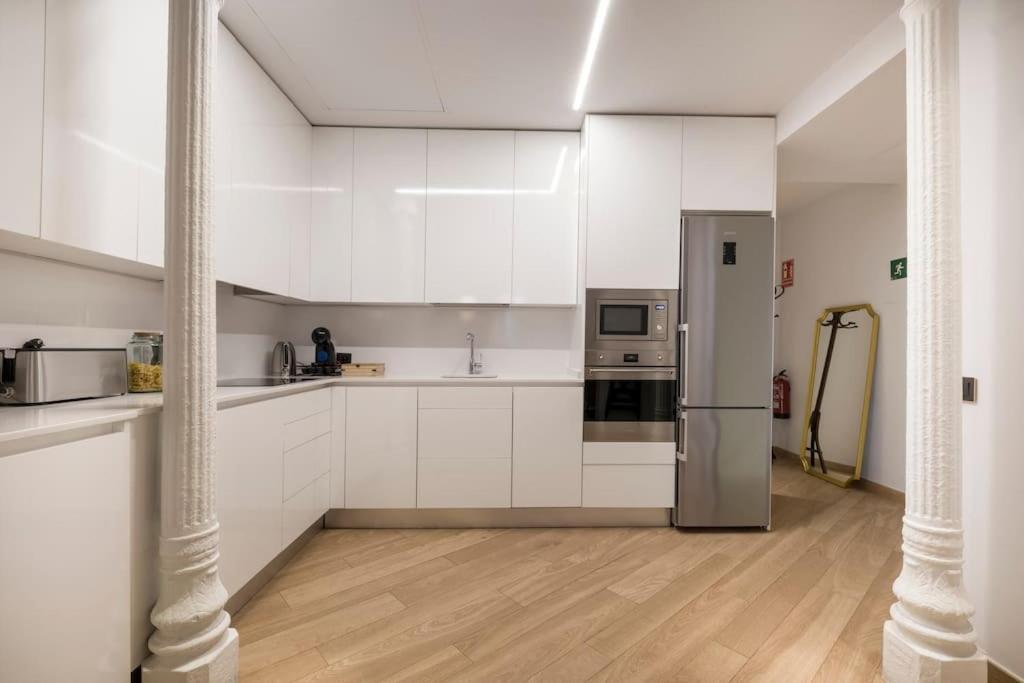 Lujoso Apartamento Cerca De Plaza Mayor Madrid Exterior foto